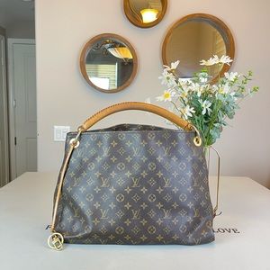 Louis Vuitton Monogram Canvas Artsy MM Totes